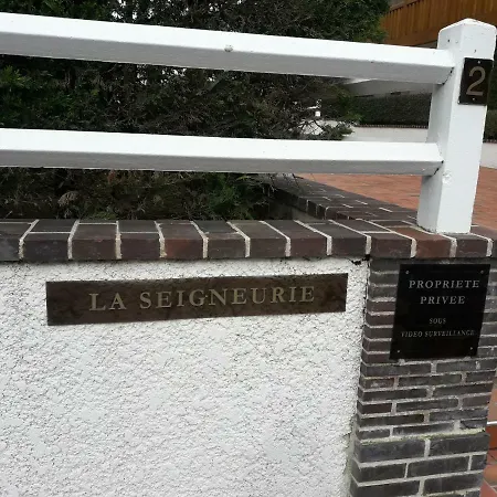 Haute Gamme La Seigneurie A Face Mer Et Planches Apartment *